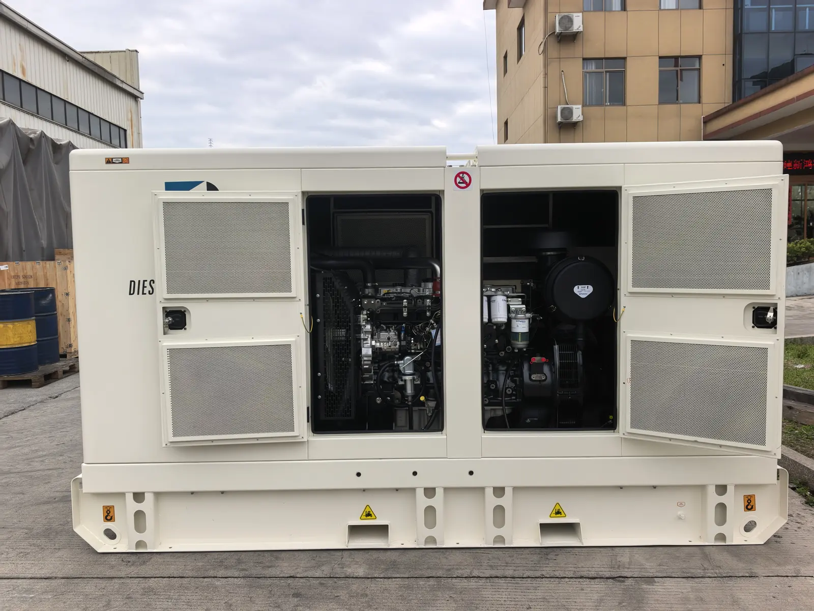 Perkins SP-150 Super Silent Generator - 10