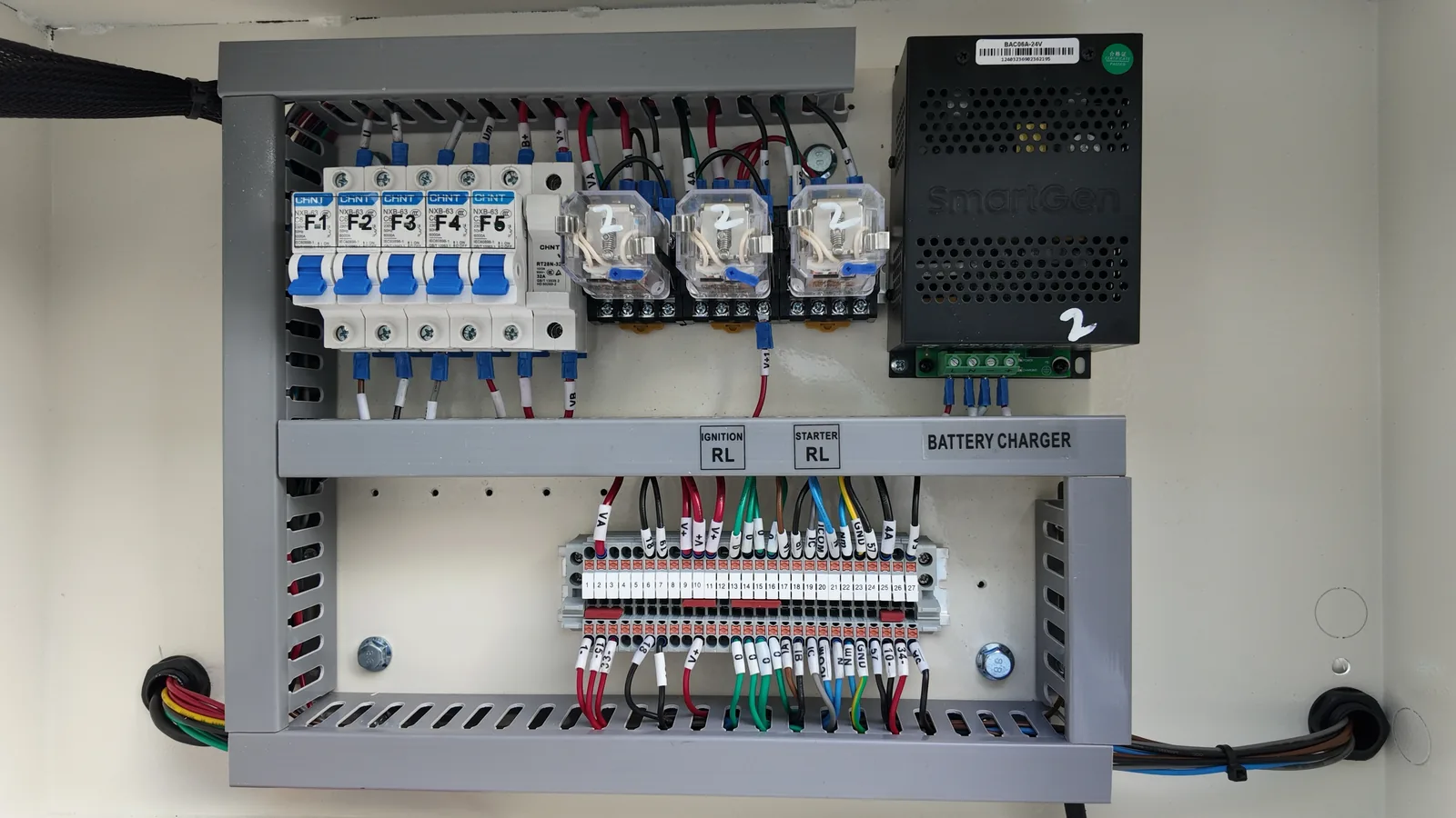 Perkins 250 kVA 开架式发电机组 - 11