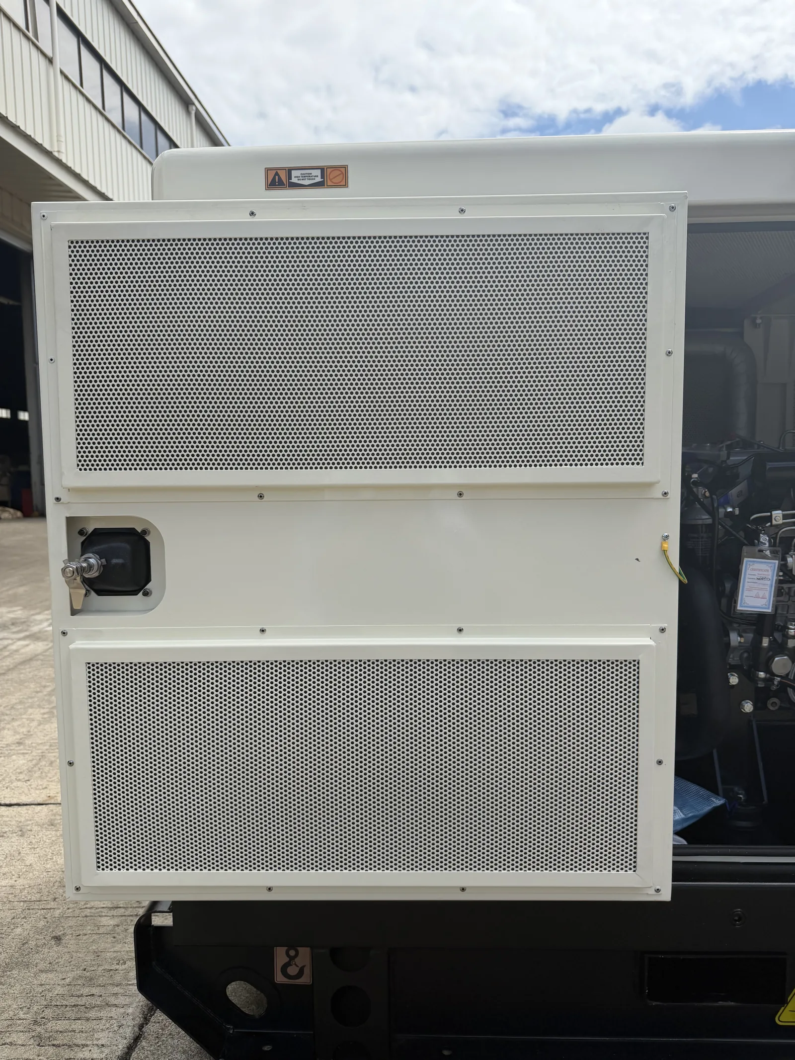 مولدة Yangdong 20 kVA سوبر سايلنت - 18