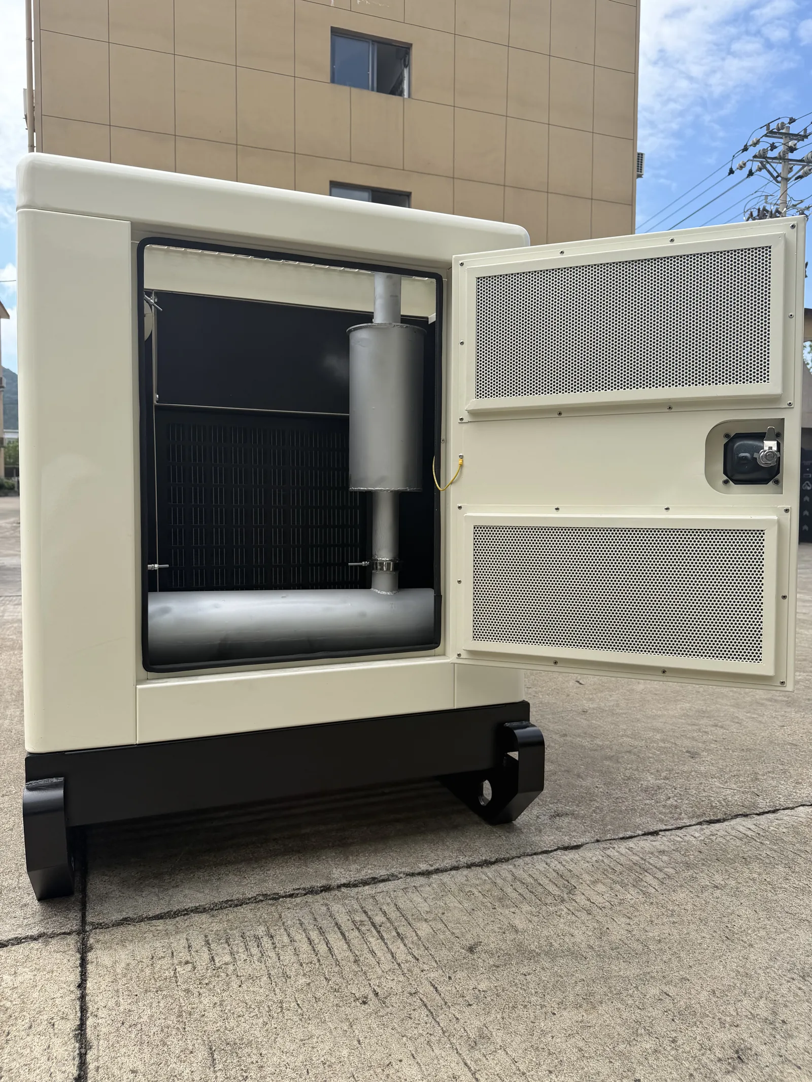 مولدة Yangdong 20 kVA سوبر سايلنت - 19